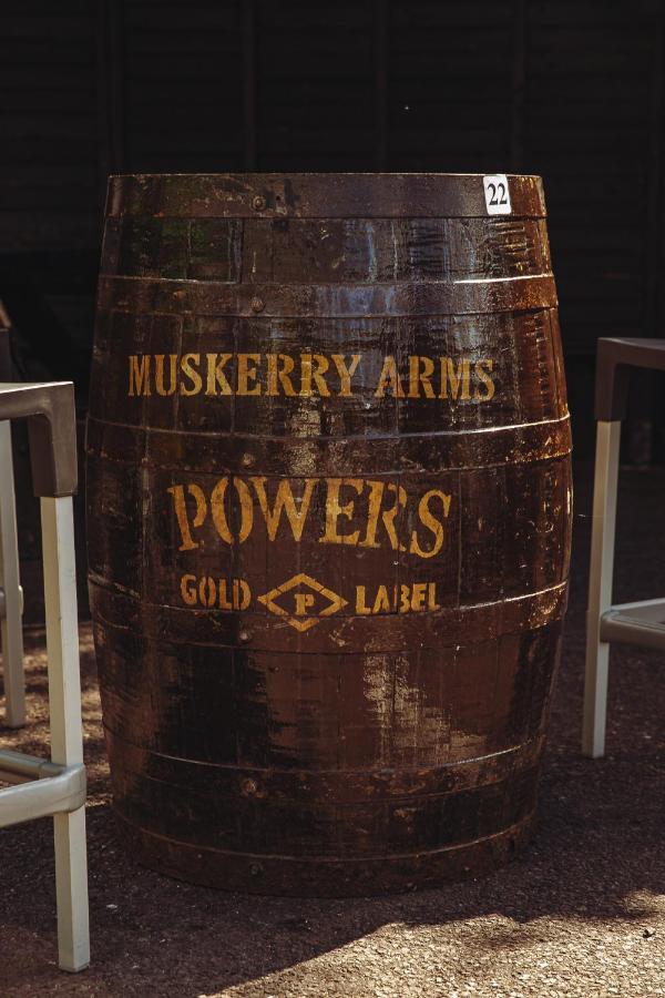 בלארני Muskerry Arms Bar And B&B מראה חיצוני תמונה