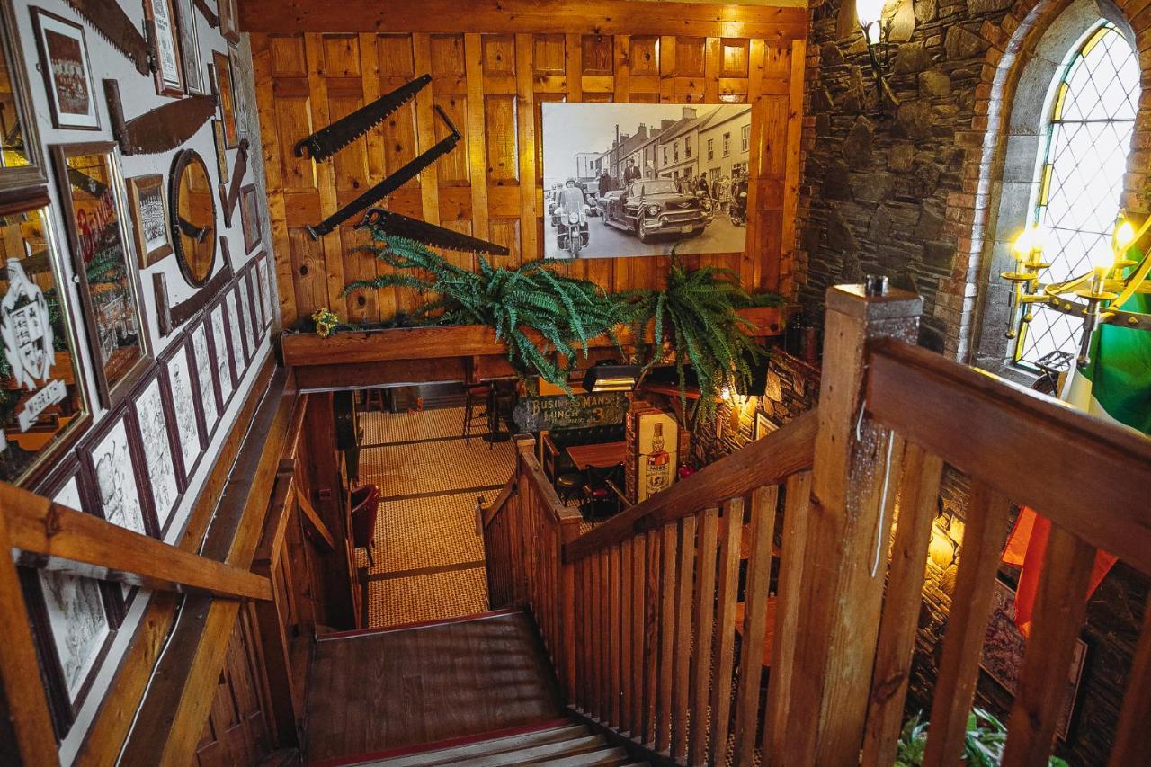 בלארני Muskerry Arms Bar And B&B מראה חיצוני תמונה