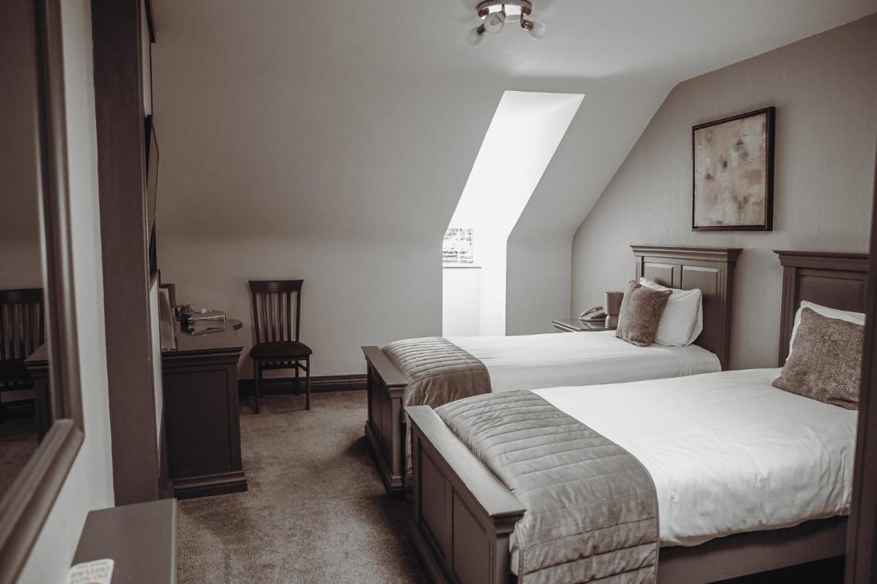 בלארני Muskerry Arms Bar And B&B מראה חיצוני תמונה