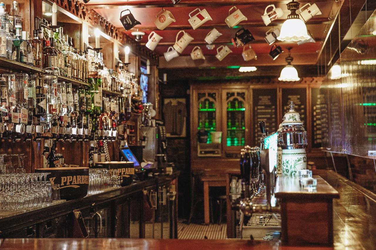 בלארני Muskerry Arms Bar And B&B מראה חיצוני תמונה