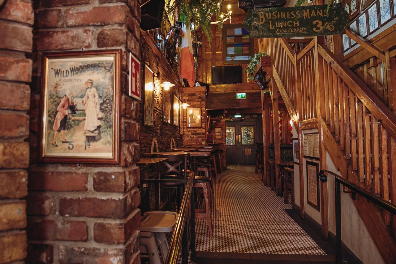 בלארני Muskerry Arms Bar And B&B מראה חיצוני תמונה
