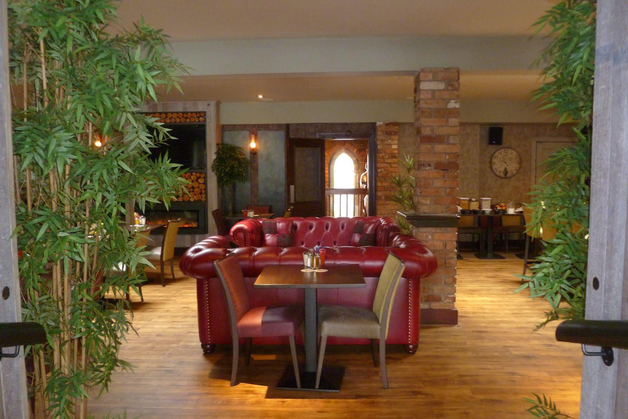 בלארני Muskerry Arms Bar And B&B מראה חיצוני תמונה