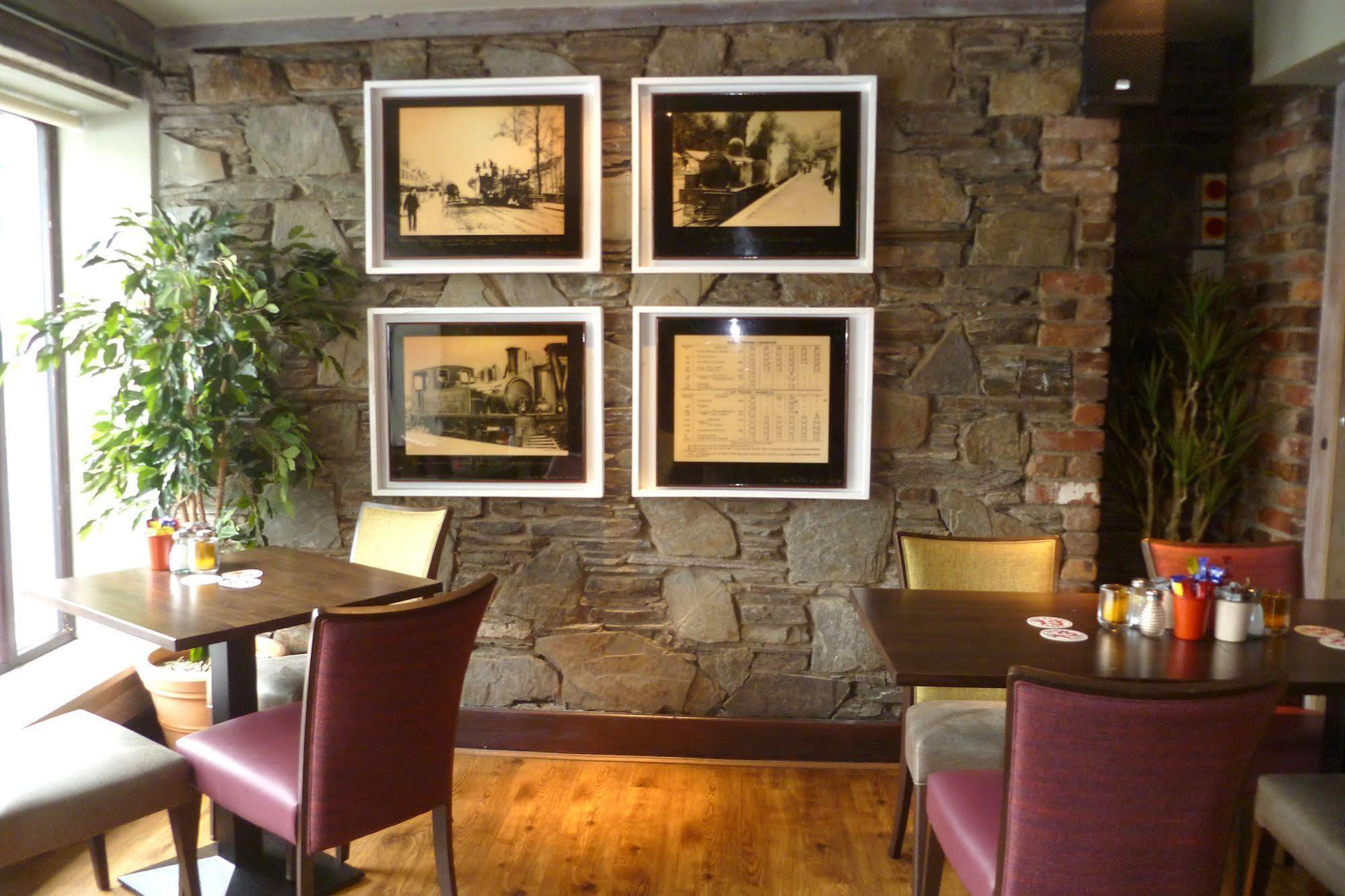 בלארני Muskerry Arms Bar And B&B מראה חיצוני תמונה